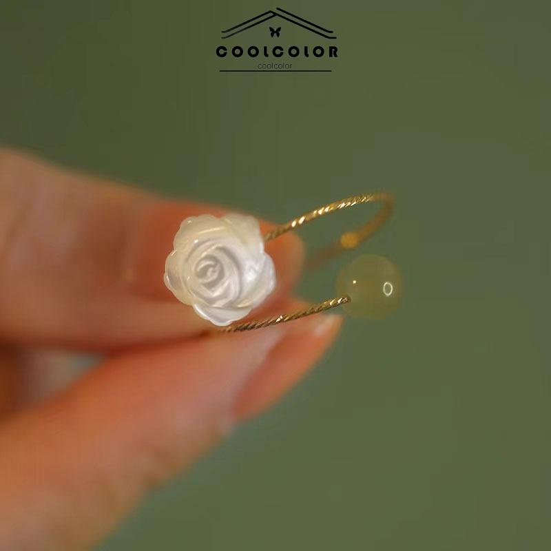 COD❤️Cincin Wanita Pembuka Bunga Mawar Putih Giok  Kemewahan Cahaya Cincin Desain Niche- cl