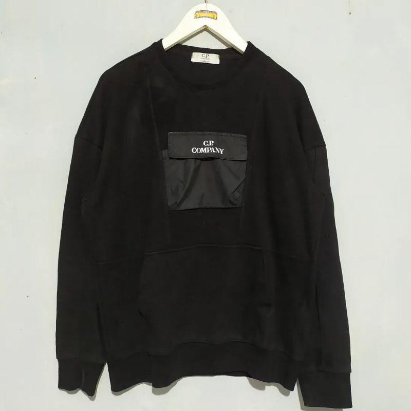 CP COMPANY POCKET CREWNECK SECOND THRIFT