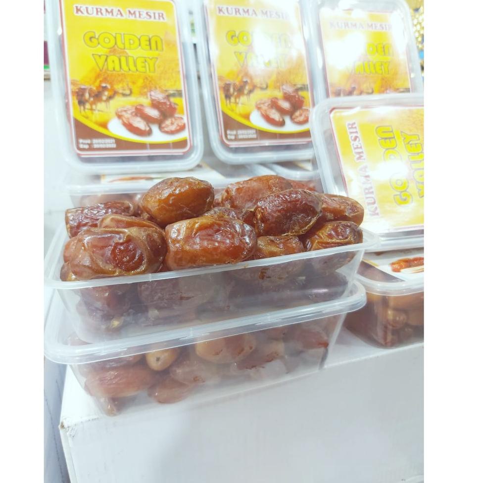 

☛ Keburu Kehabisan Kurma madu super (mesir) isi 1kg [ kemasan box mika ] .,,.,.,