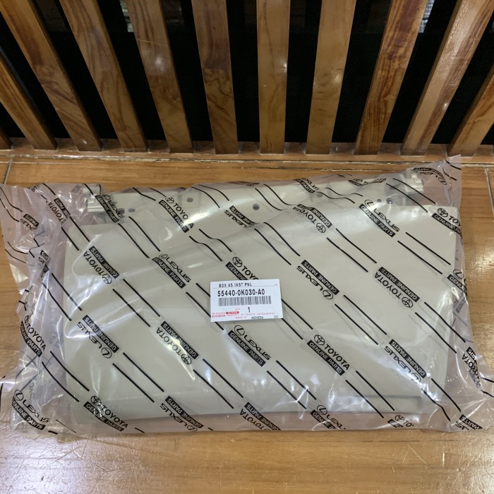 COVER LACI ATAS - TUTUP LACI ATAS DASHBOARD INNOVA LAMA