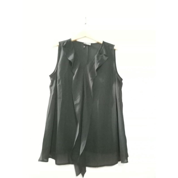 blouse sleeveless ruffle neck black atasan blus branded hitam wanita