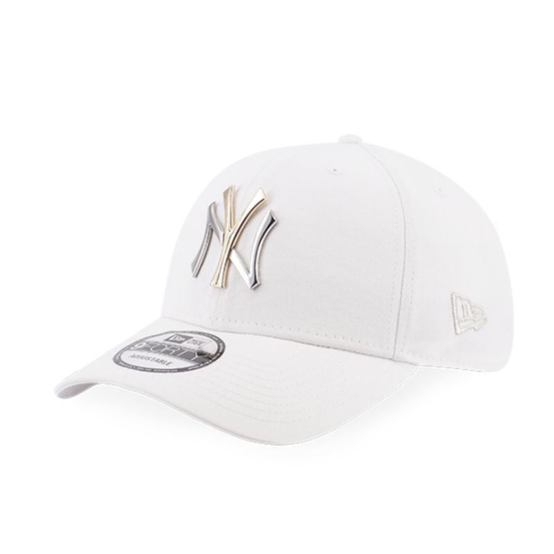 Topi New Era Cap New York Yankees 2Tone Metal Badge Logo White 9Forty Adjustable Original