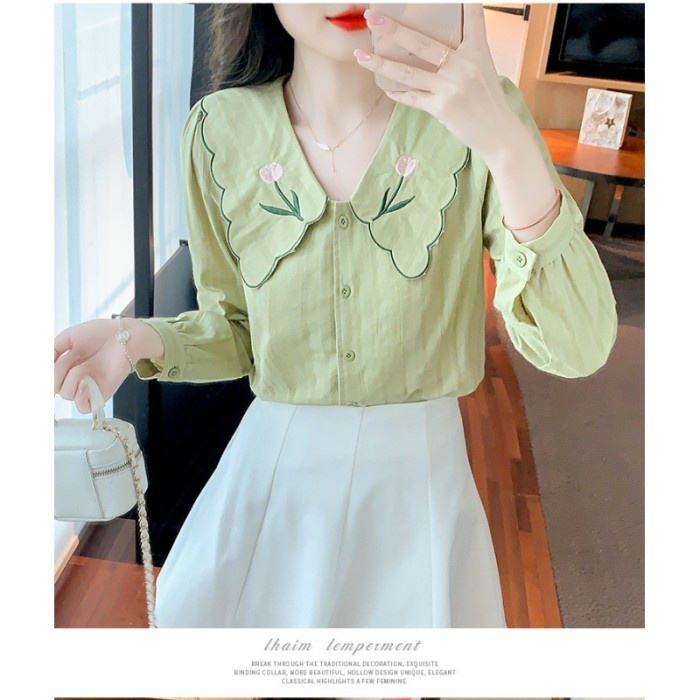 Kemeja wanita warna hijau muda motif tangkai bunga dikerah katun kore