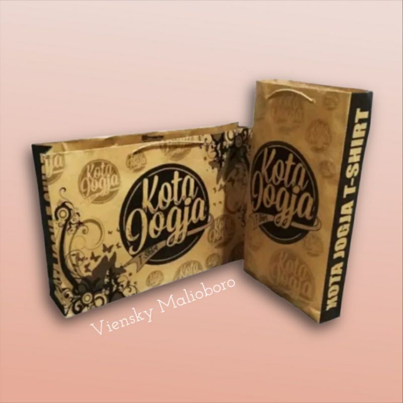 

PAPER BAG KHAS JOGJA | TAS UNTUK OLEH - OLEH JOGJA | TAS JOGJA | KAOS JOGJA