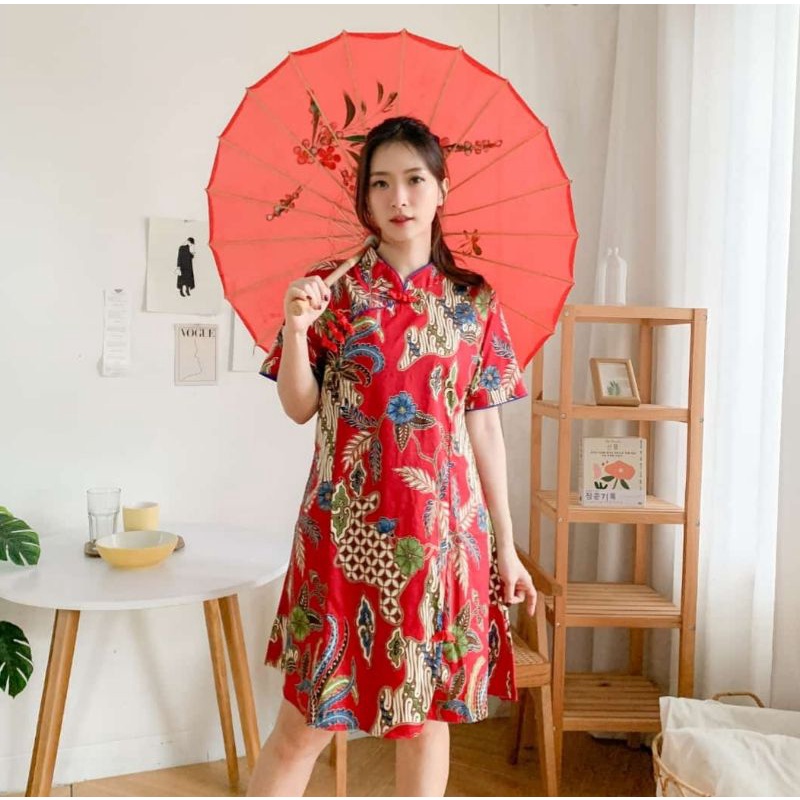 ⚡️CLEARANCE SALE ♡ PREMIUM ♡ ORIGINAL ! CNY IMLEK SINCIA RED BATIK PATTERN CHEONGSAM ORIENTAL SLIT DRESS