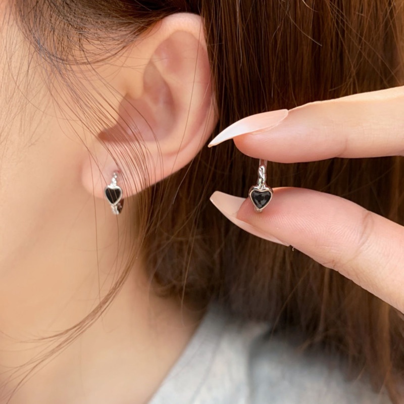 Aksesoris Anting Cinta Hitam Kepribadian Harajuku Sederhana