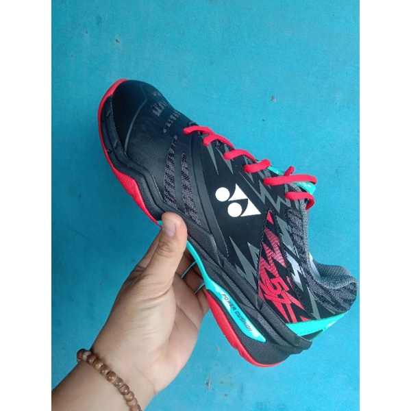 SEPATU BADMINTON YONEX SHB 57 ORIGINAL