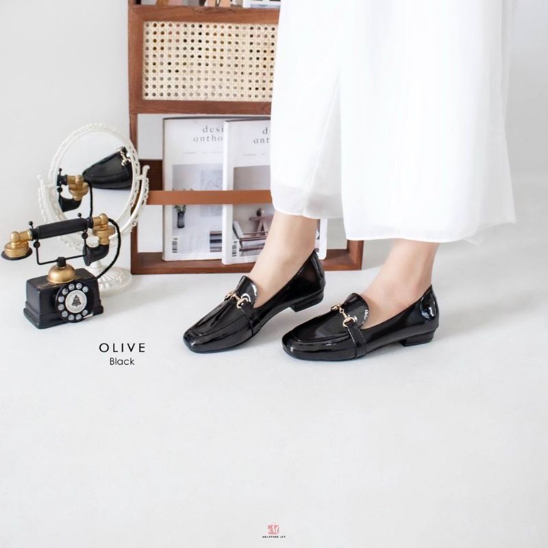 OLIVE FLAT SHOES DAMELIA