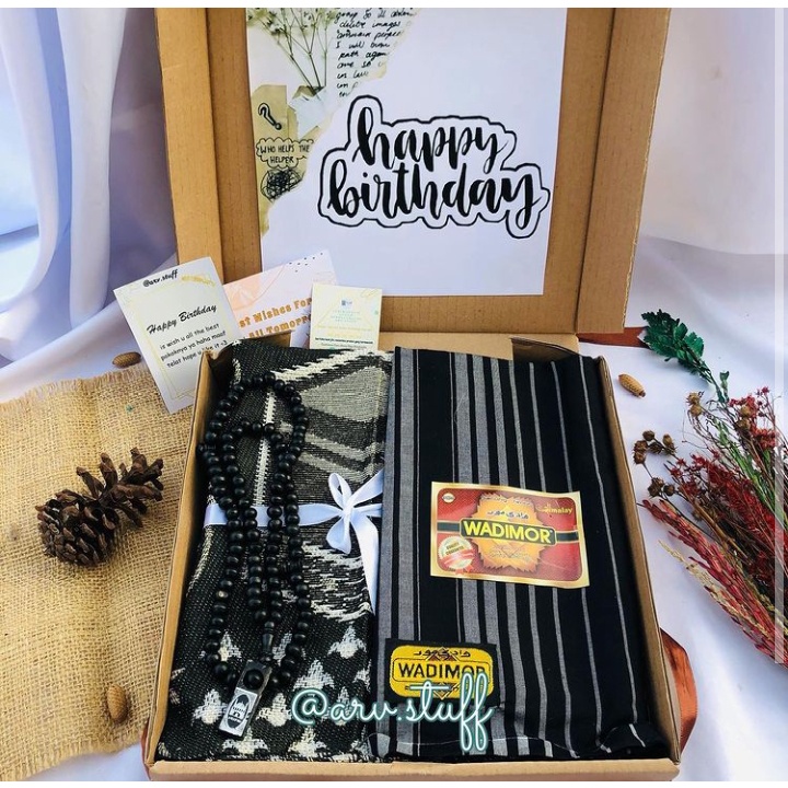 HAMPERS PRIA LENGKAP ULTAH / Hampers hadiah wisuda kado wedding pernikahan gift box parcel termurah hampers ultah hari kasih sayang romantis anniversary alat sholat hadiah murah viral termurah se shopee parcel alat ibadah alquran