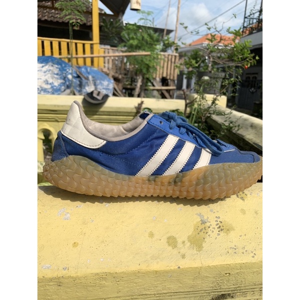 ADIDAS KAMANDA