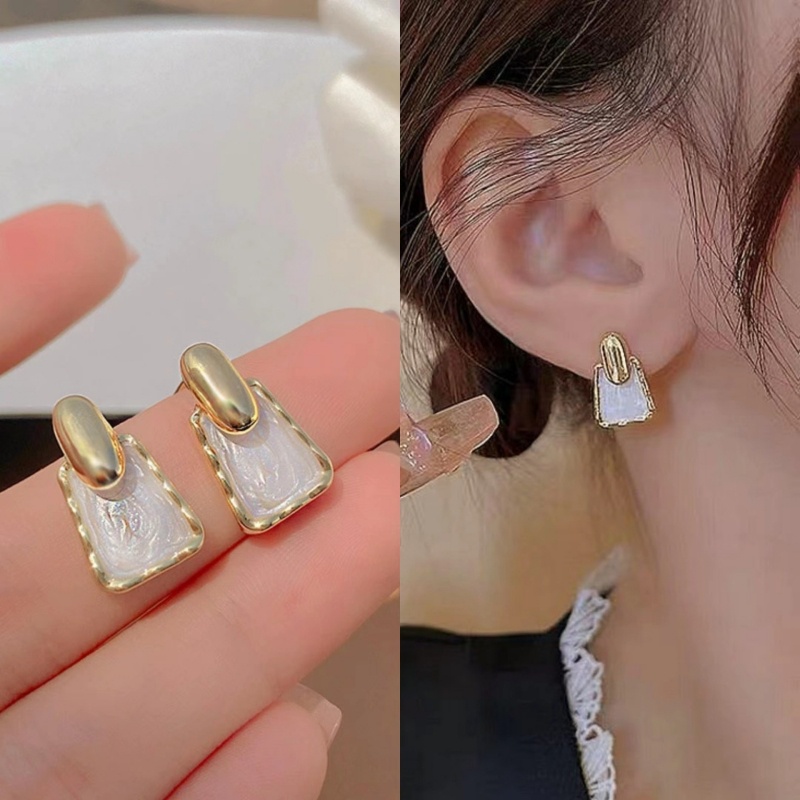 Anting Tusuk Bentuk Kotak Geometris Minyak Menetes Kepribadian Untuk Wanita Aksesoris Korea