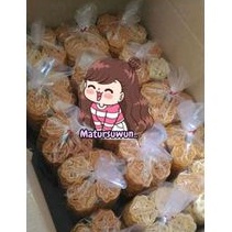 

Kembang Goyang renyah snack/pack isi 40 pcs