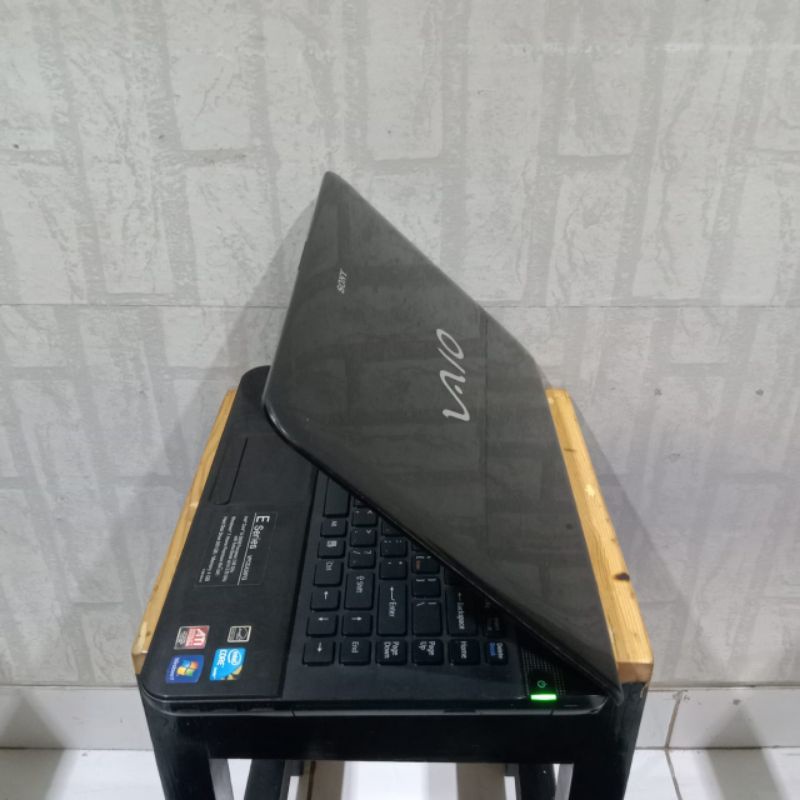 LAPTOP SONY COR I5 E SERIES RAM 4GB / 8GB HDD 500GB VGA ATI MOBILITY RADEON 14INCH