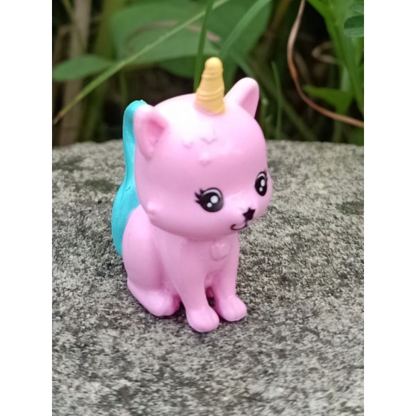 miniatur pet kucing