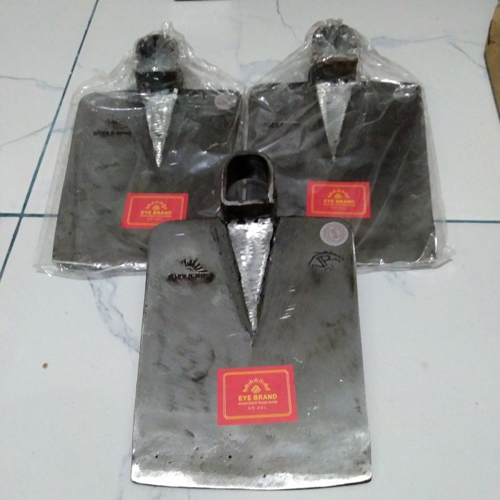 Cang Cangkul Cap Eye Brand