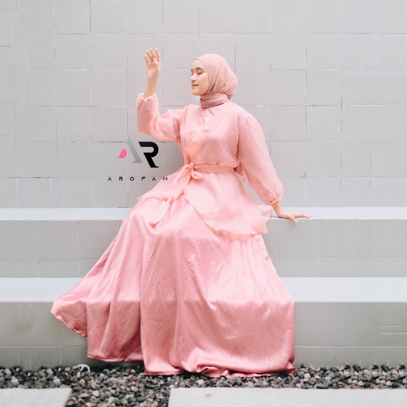 Luna Outer Organza