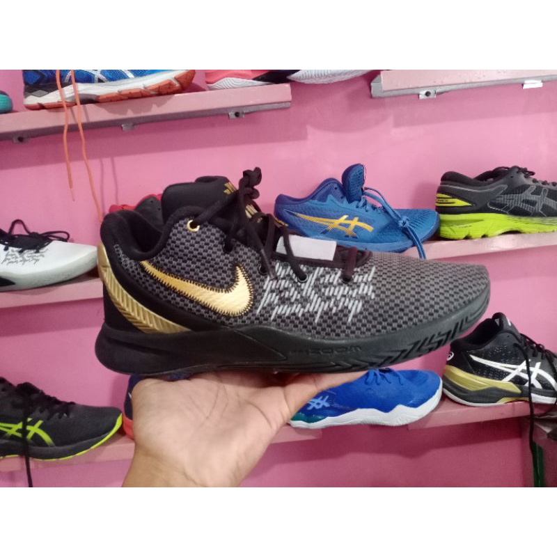 asics Nike kyrie flytrap bekas