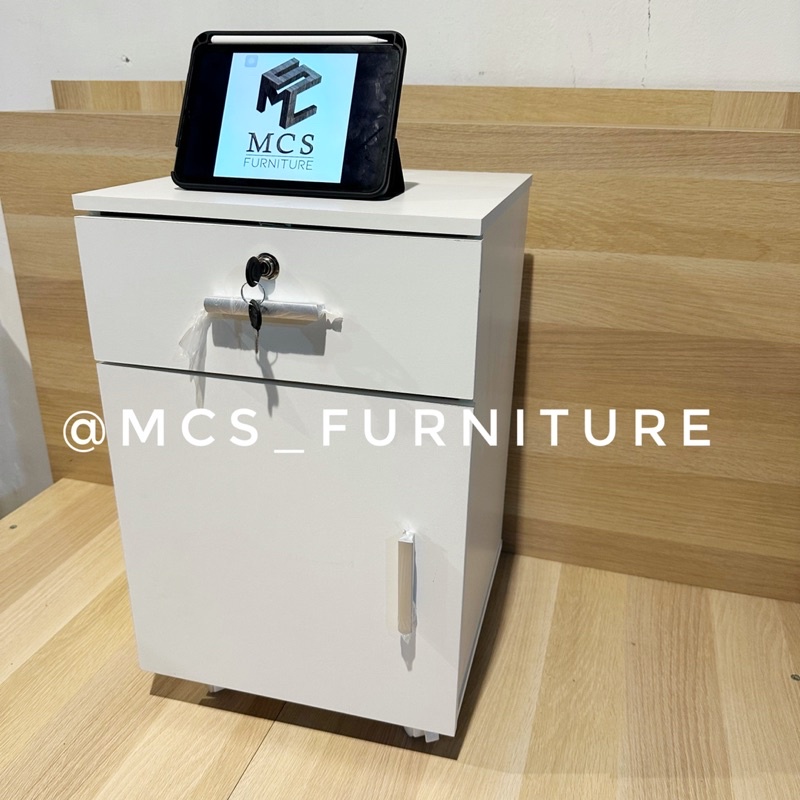 Nakas Meja Samping Tempat Tidur Mebel Furniture Semarang