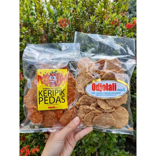 

Keripik tempe pedas