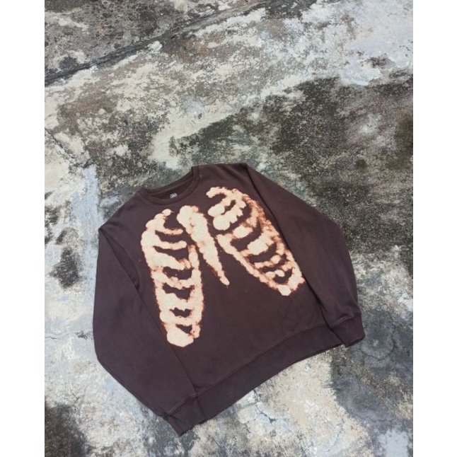 Reworked crewneck by ryflame