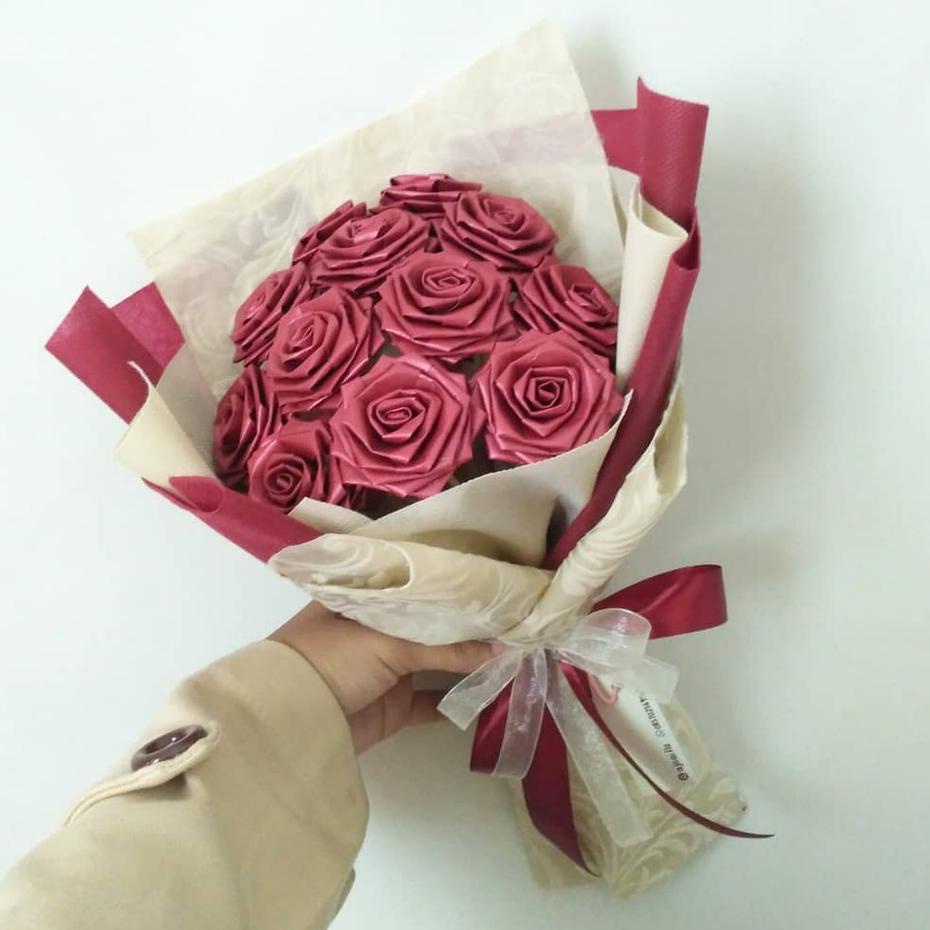 Update  Ajisai.flo Buket Bunga Mawar Kertas Isi 12 Untuk Hadiah Wisuda Kado Ulang Tahun Anniversary Cewek Cowok . .. . ..