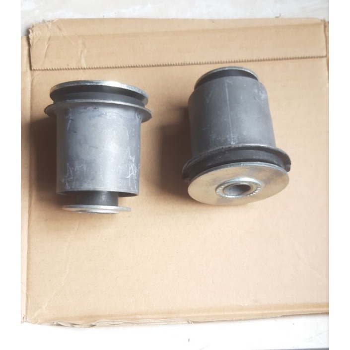 bosh sayap bushing arm bawah besar mobil innova/bosh sayap bawah besar innova harga satuan 1pcs