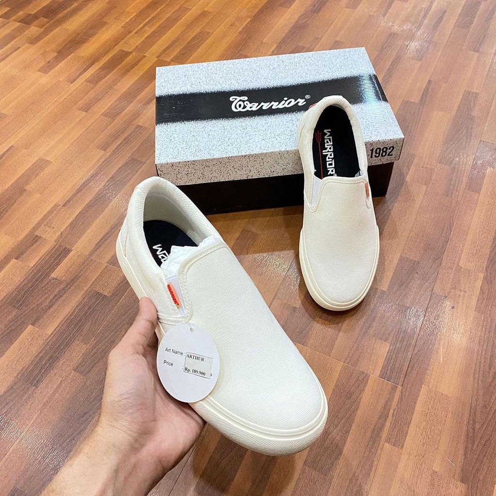 WARRIOR SHOES - ARTHUR WHITE