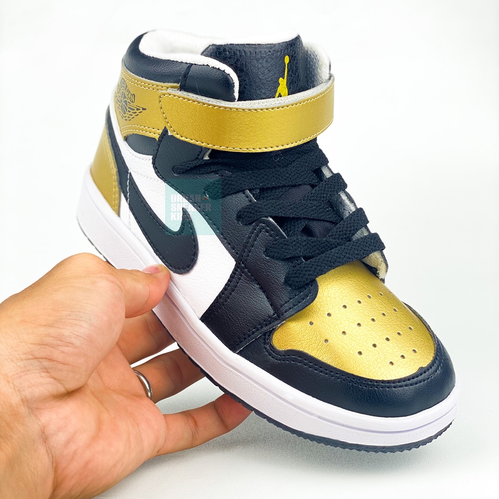 Sepatu Anak Laki Laki Warna Hitam Gold Sneakers Import Usia 3-10 Tahun - Urban Sneaker Kids