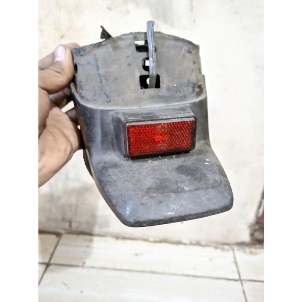 kepetan /sambungan slebor belakang gl max/pro ori