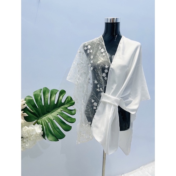 Yola Cape/ Cape Brokat/ Cape Tille/ Cape Kebaya