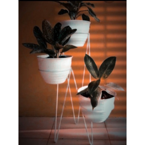 Standing pot/Rak bunga/Standing pot besi/Standing pot 3 in 1