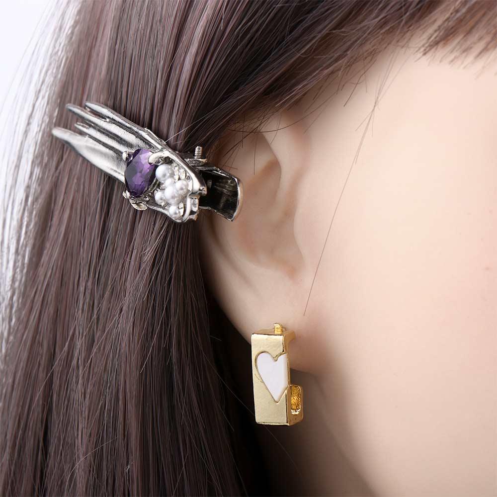 Needway Anting Wanita Punk Vintage French C shape Cool Square Heart