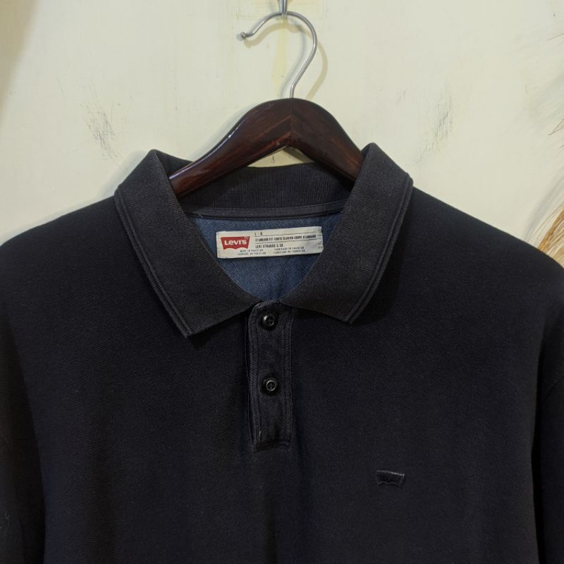Levis Kemeja Polo Kaos Hitam XL Second Preloved Bekas