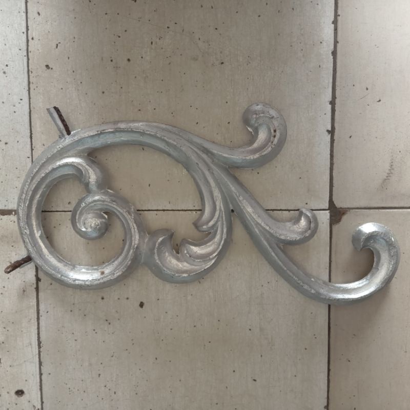 Ornamen Pagar Besi D 1203 Berbahan ALUMINIUM