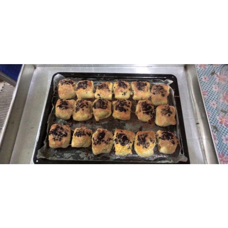 

BolenPisangCoklatKeju