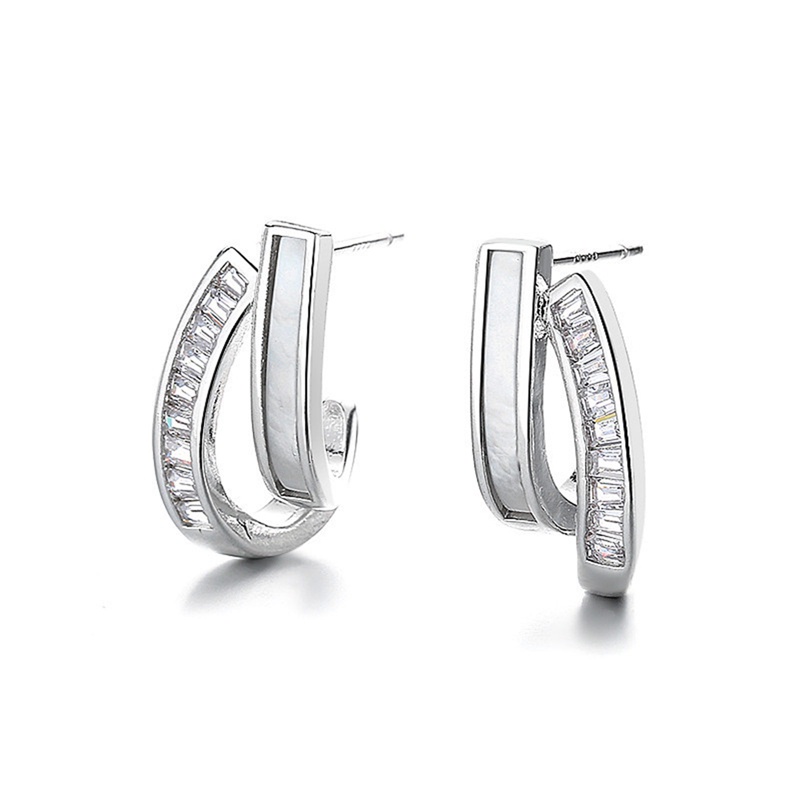 Anting Tusuk Bentuk C Lapis Ganda Kualitas Halus Bahan Logam Anting Zircon Lapis Emas Untuk Wanita