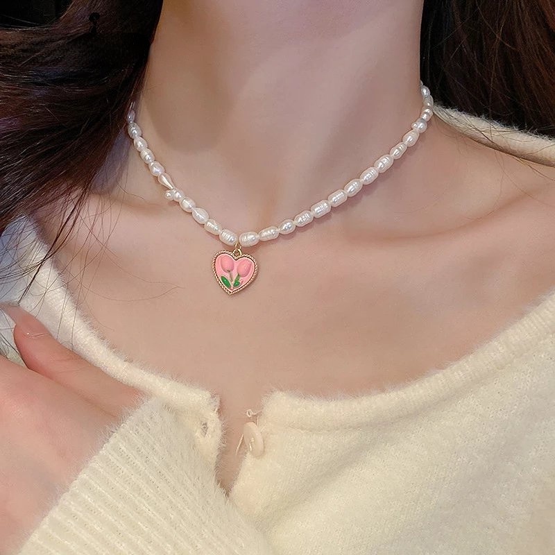 Kalung Rantai Mutiara Bunga Tulip Elegan Pesona Kalung Choker Manis Klavikula Kalung Kalung Liontin Kalung Elegan Populer Kreatif Cinta Hati Kalung Untuk Wanita Perempuan