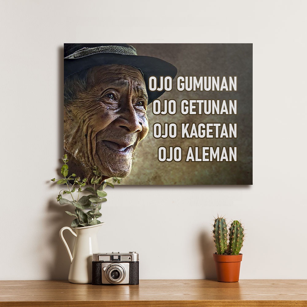 Poster Dekorasi Hiasan Dinding Kayu Quotes Jawa Ojo Gumunan, Getunan, Kagetan, Aleman