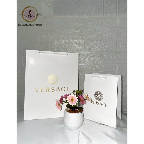 Paper Bag Versace Putih Pembungkus Kado  (READY STOCK JKT )