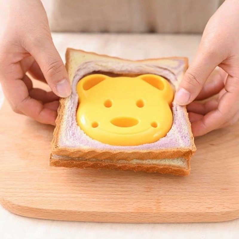 KH Cetakan Roti Sandwich Karakter Kartun Beruang Kelinci Mobil Untuk Anak-Anak Bento Rice Mold