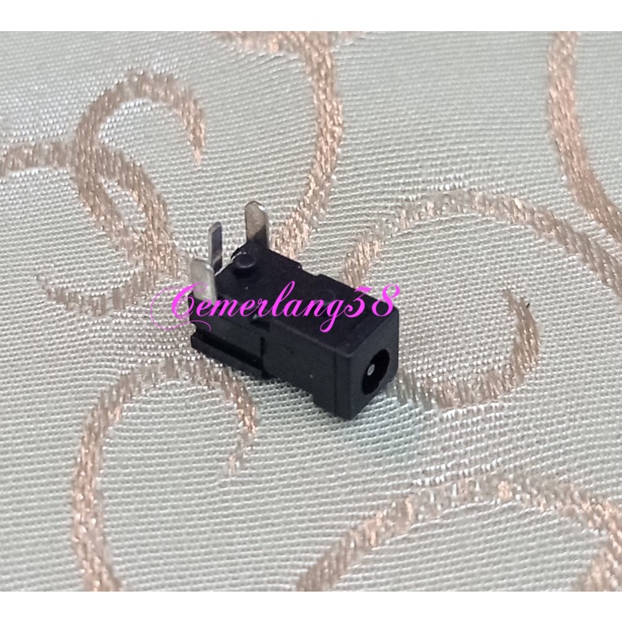 0.5mm Tip DC power jack/socket 2.1 mm pin audio pengisian konektor