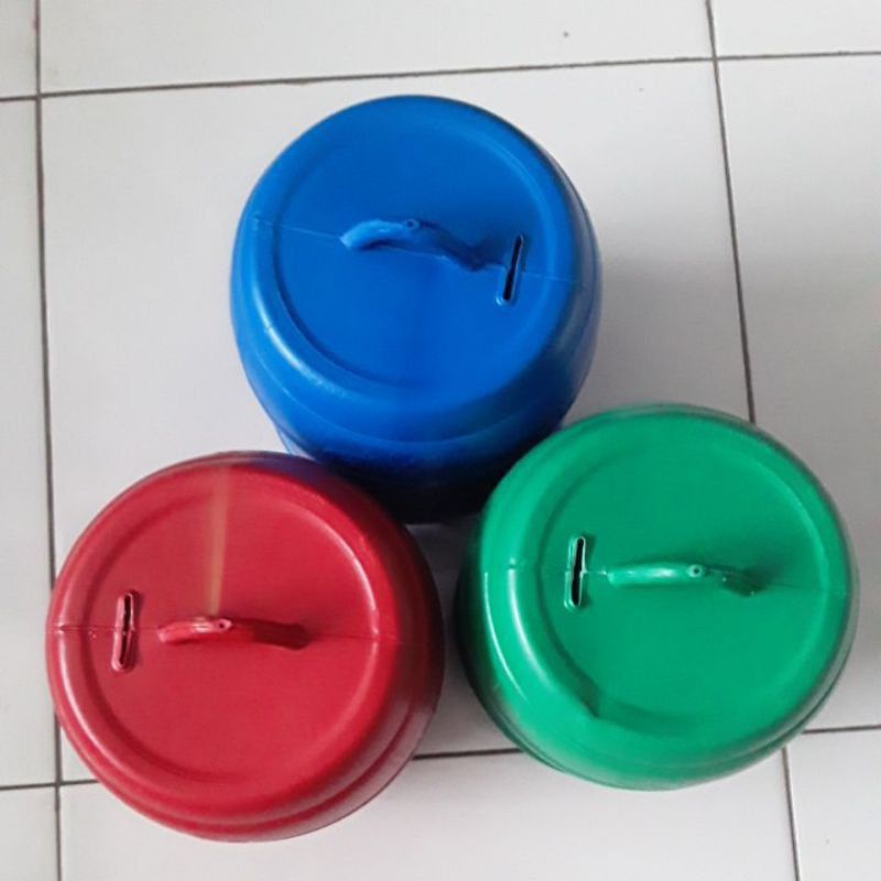 celengan plastik kecil