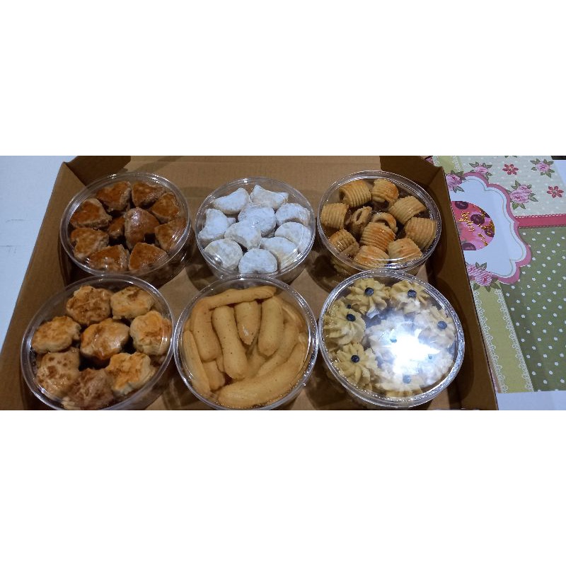 

Paketan Kue Kering