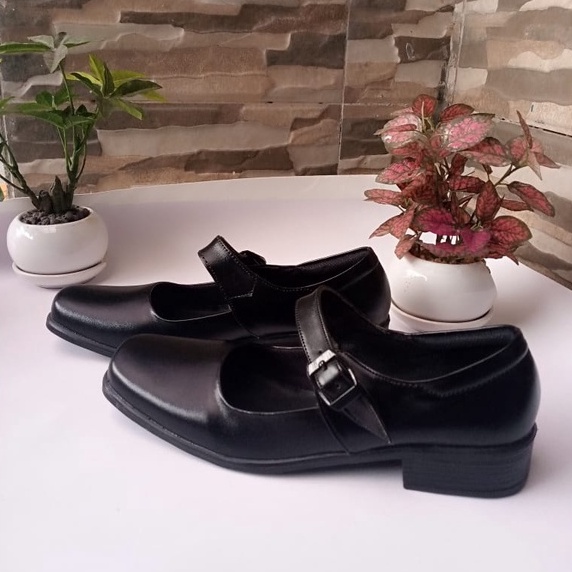 SEPATU PANTOFEL PASKIBRA WANITA / SEPATU SEKOLAH WANITA BIG SIZE 36 - 43