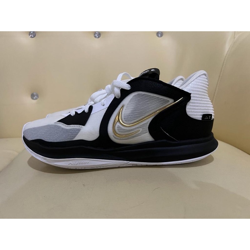 Nike kyrie low 5 championship Authentics original sz 12/46