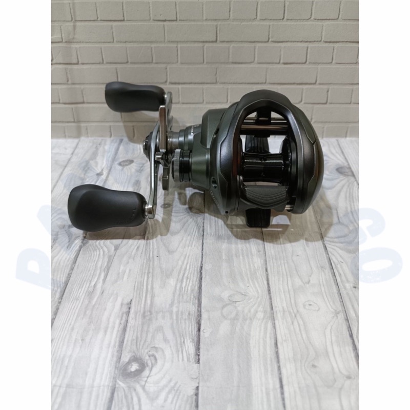 Reel Shimano Curado MGL 151HG 2021