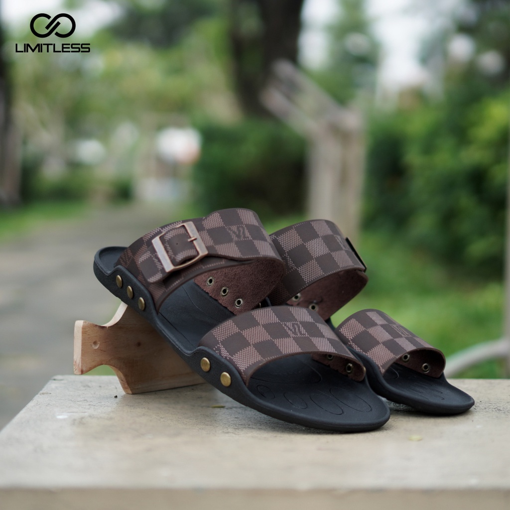 Sandal Selop Premium Casual Fashionable Sendal Slop Cowok Kekinian Ringan Sandal Slip On Pria Terbaru