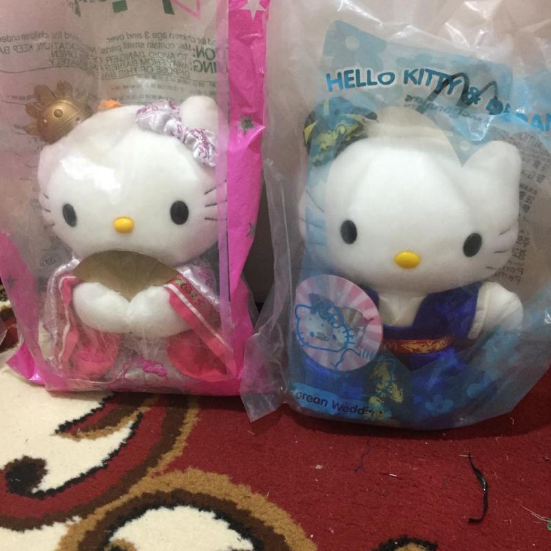 mcd mc donald hello Kitty korean wedding baju adat korea hanbok
