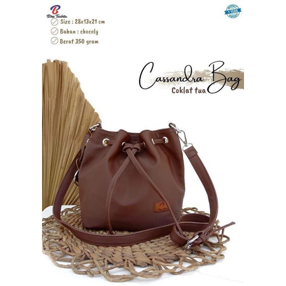 TAS SELEMPANG CASSANDRA BAG BY BIRU TSABITA BAHAN CHOCOLY ANTI AIR WATERPROOF PREMIUM TAS SERUT ORIGINAL