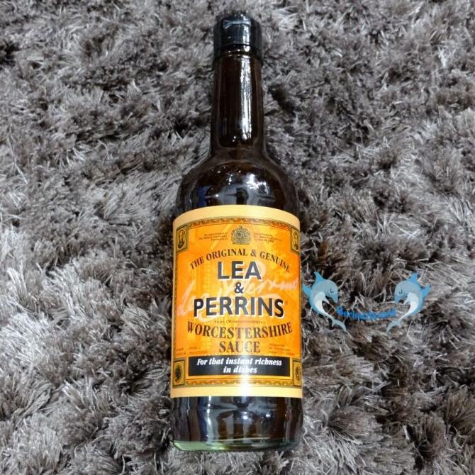 

Lea and Perrins 284ml worcestershire sauce / Lea & Perrins / kecap